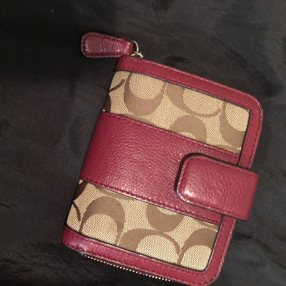 Coach Wallet - Picture 2 of 4